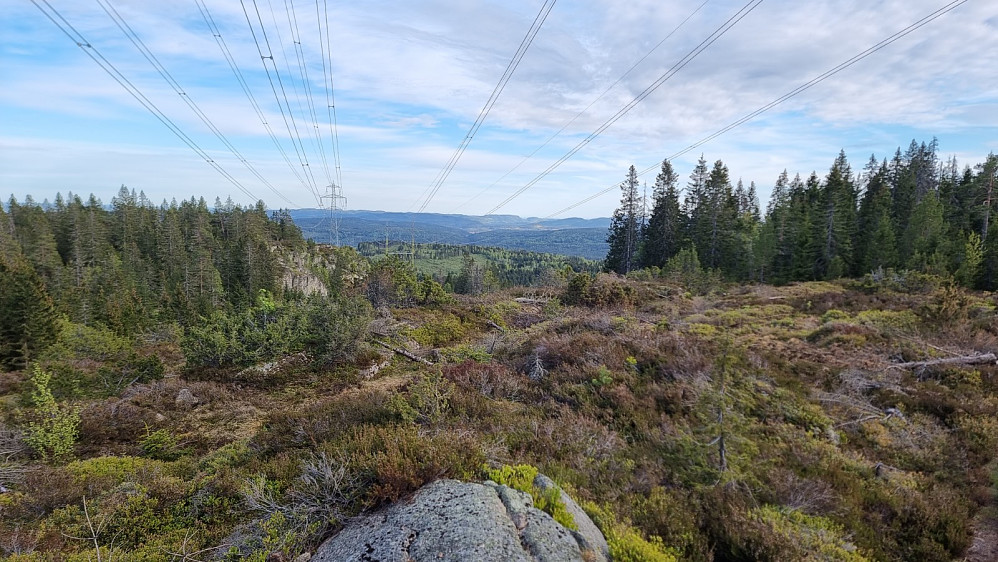 Utsikt under høyspenten