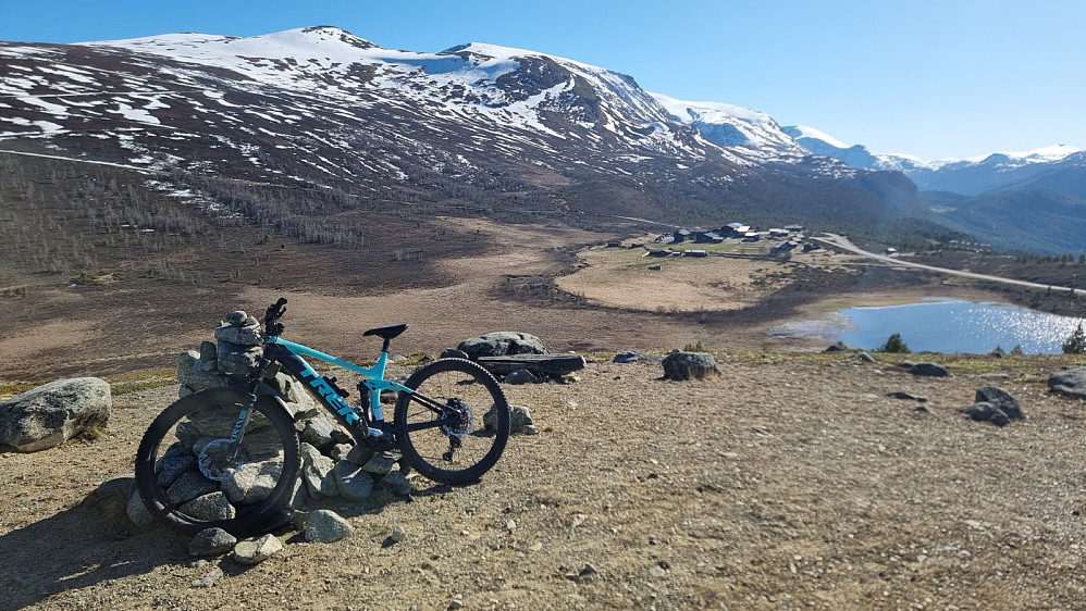 Fra toppen av Sygardshaug og mot Raubergstulen