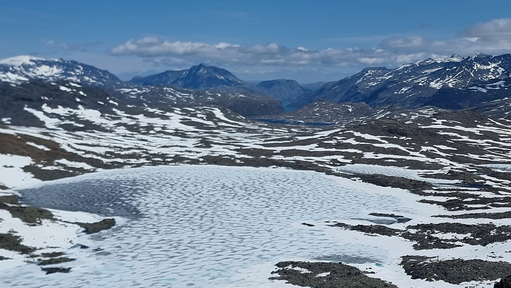Utsikt mot Besshø og Besseggen