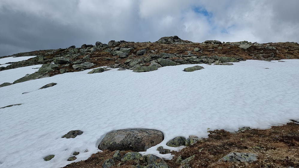 Det ble å krysse noen snøflekker