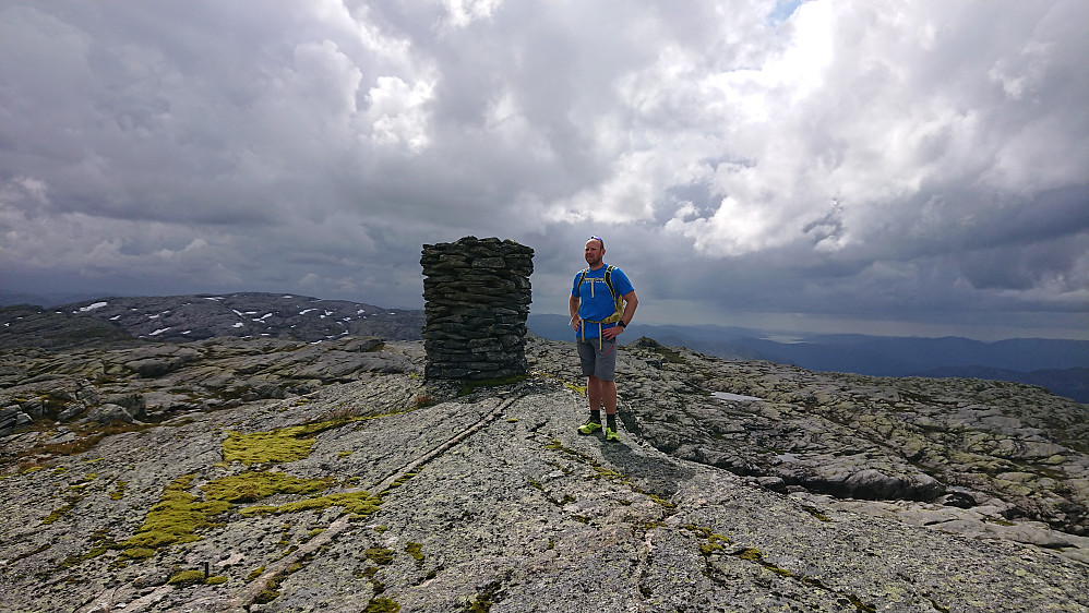 Meg på toppen av Saudalsnovi