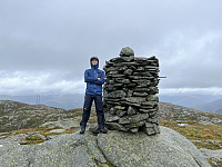 Harald på toppen av Vardefjellet