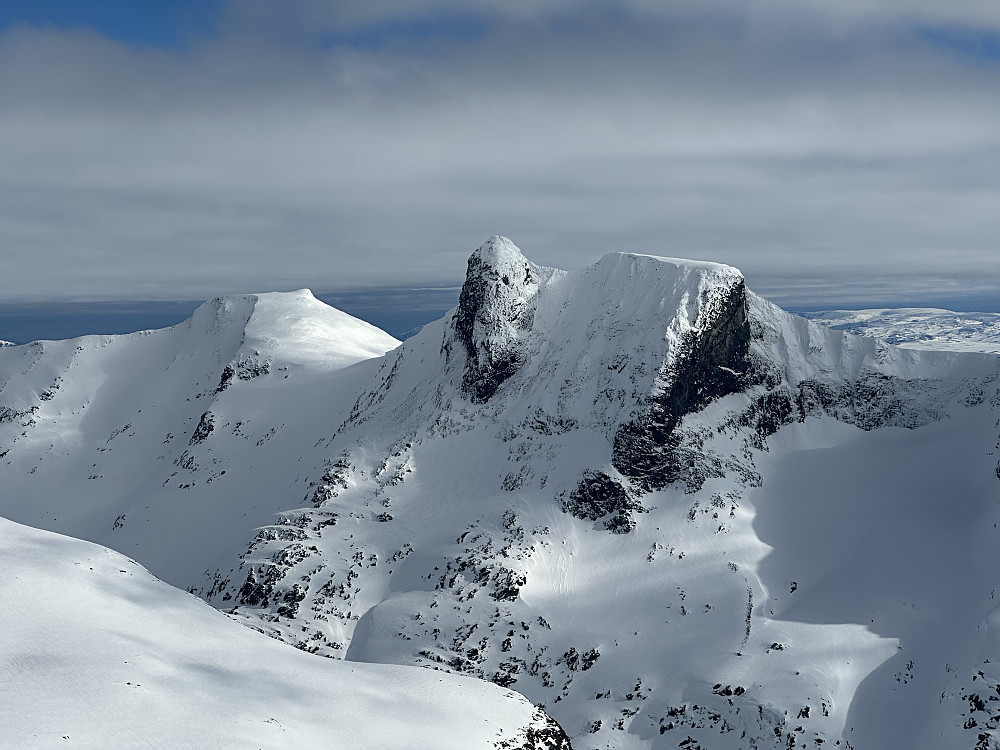 Hjelledalstinden