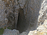 Gingilos "cave". Ikke fall ned her!