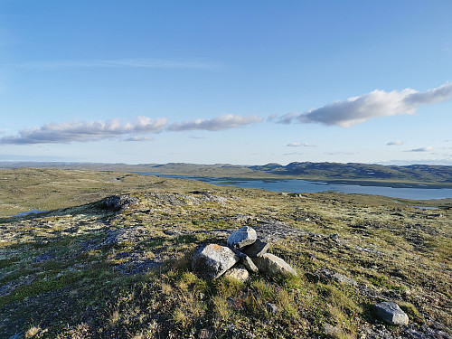 Sørvesttoppen på Trondavadnutanene, fire meter lavere enn hovedtoppen.
