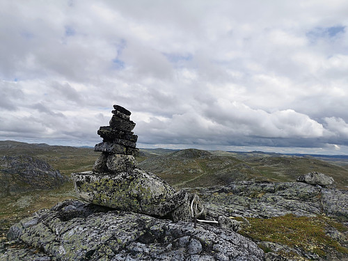 Vesttoppen på Valgardsnutane, 1429 moh. Hovedtoppen bak.