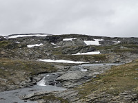 Uproblematisk å krysse elven nedenfor Bykset i år.