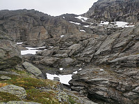 Krevende terreng opp på Reinanuten.