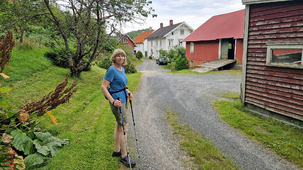 Høydepunktet på turen var å se det koselige klyngetunet Homme ved enden av turen.