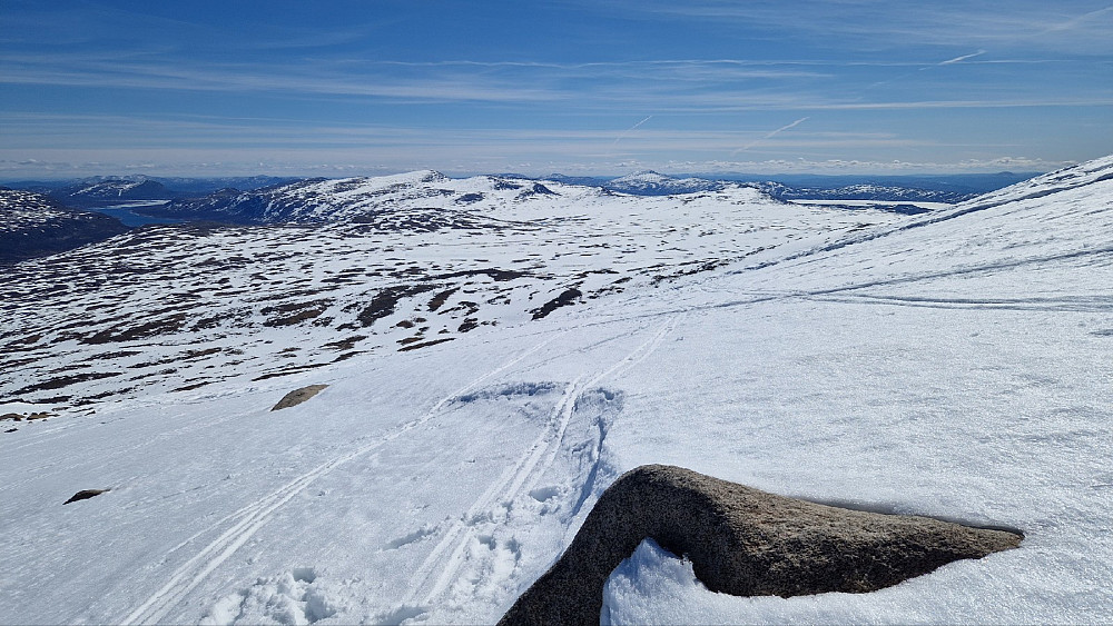 Utsikt mot Valdresflya fra forrige bilde.