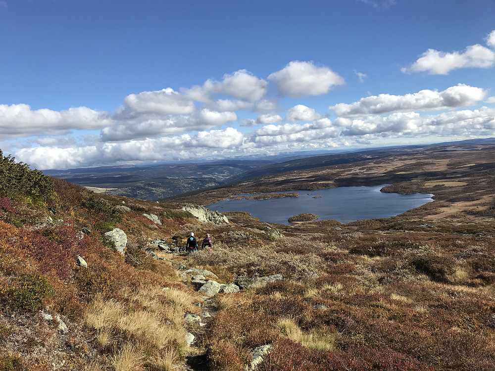 På tur ned fra Ongsjøfjellet
