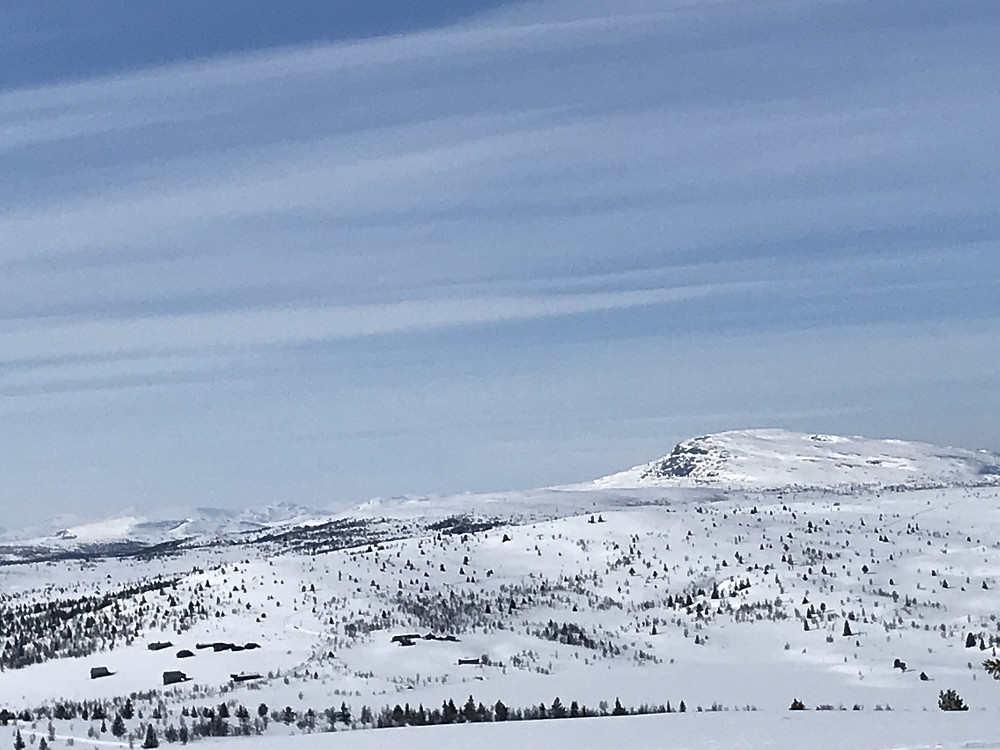 (Bødals)Nysetra og Ongsjøfjellet fra Søre Nyseterfjellet