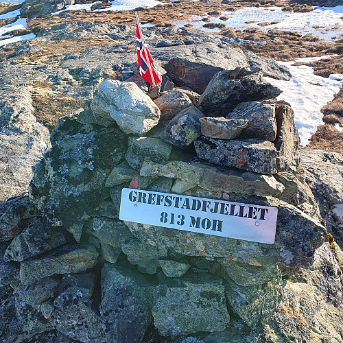 Nordsida av varden.