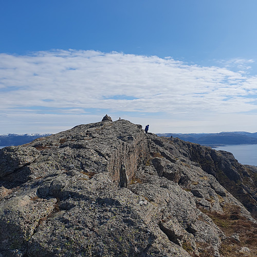Typisk kystfjell. Strålende utsikt.