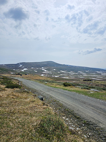 Fra parkeringa på Veslvonlægret med Nordre Elsjøtangen i sikte.