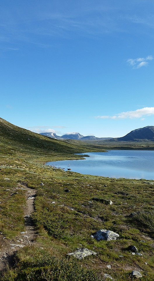 Toppen skimtes i det fjerne.