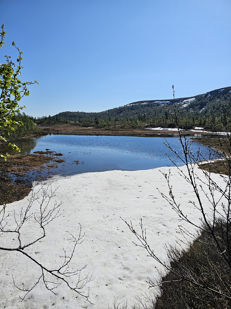 Parkering ved Hurundsjøen