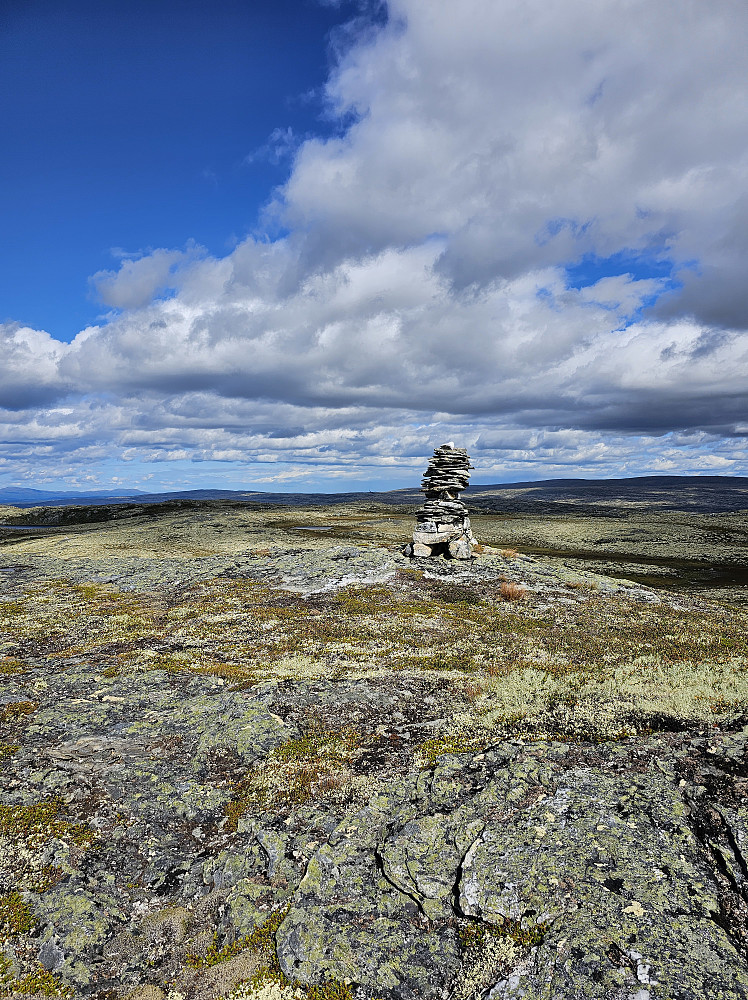 Liten varde på toppen