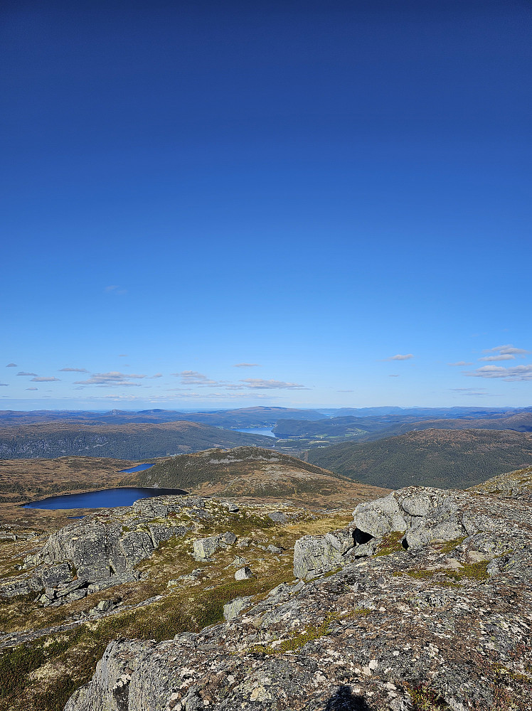Knippelfjellet. Mot Flya