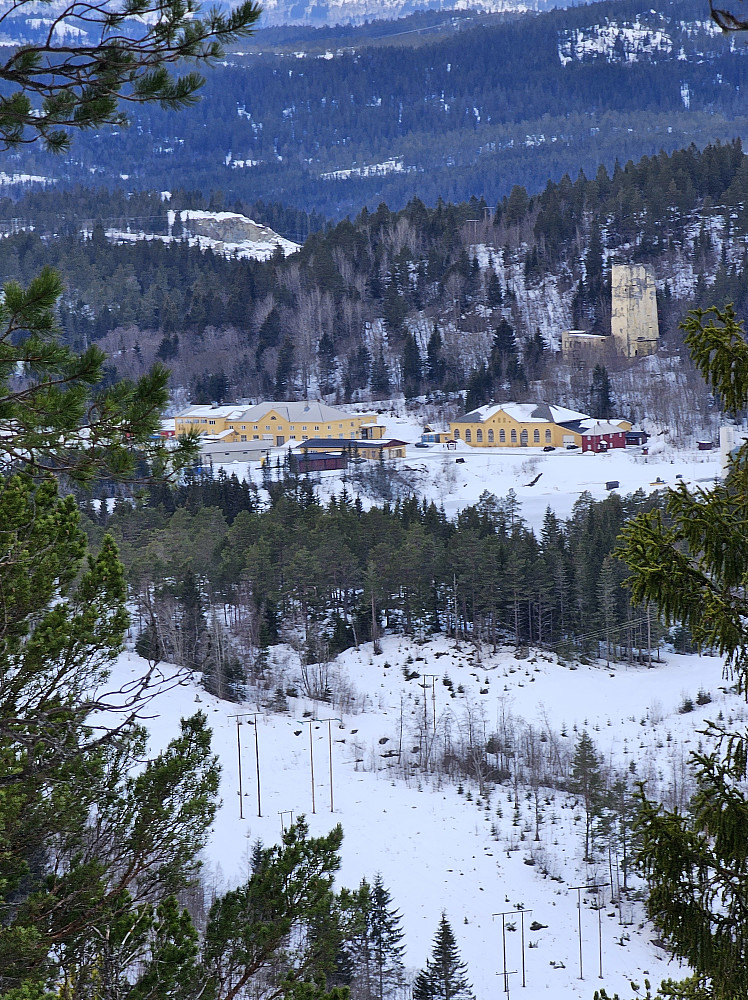 Wallenberg sjakt med gruveverksted osv.
