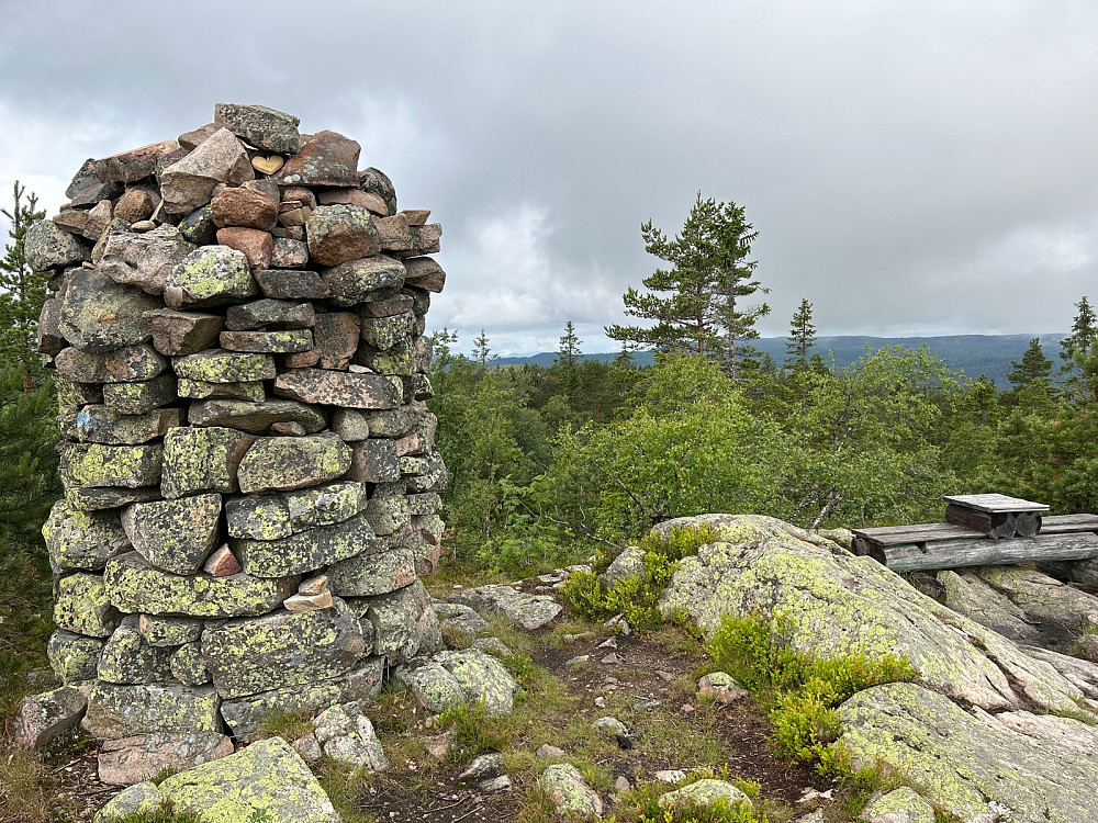 Toppvarden på Gjevlekollen.