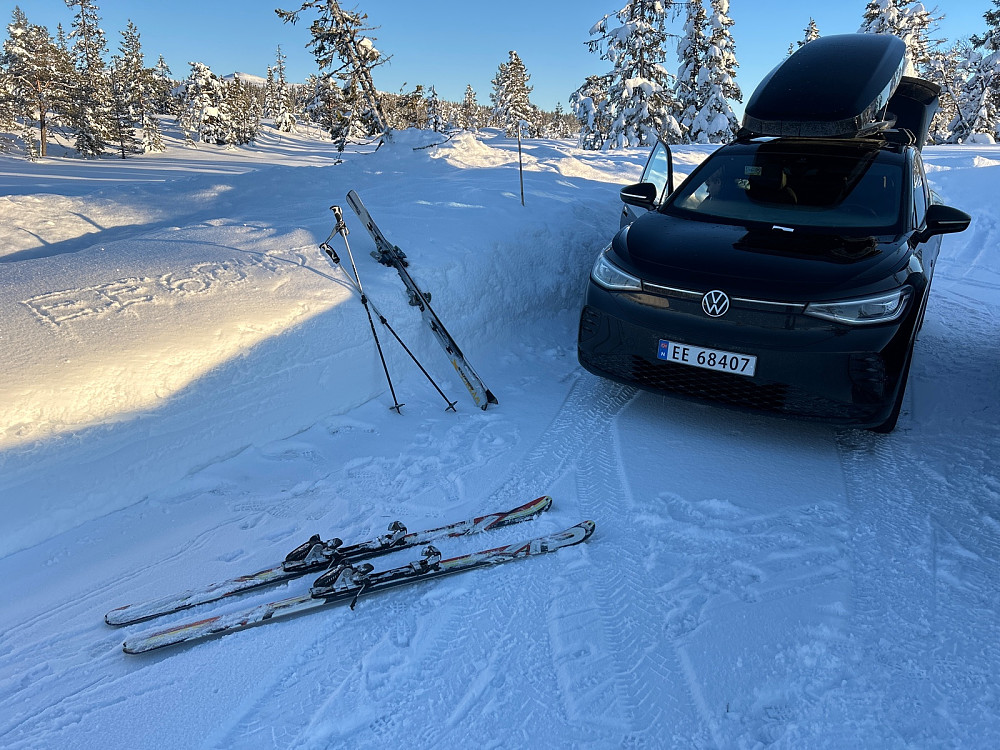 Fy skam seg. Parkering på privat område. Fått lapp i ruta.