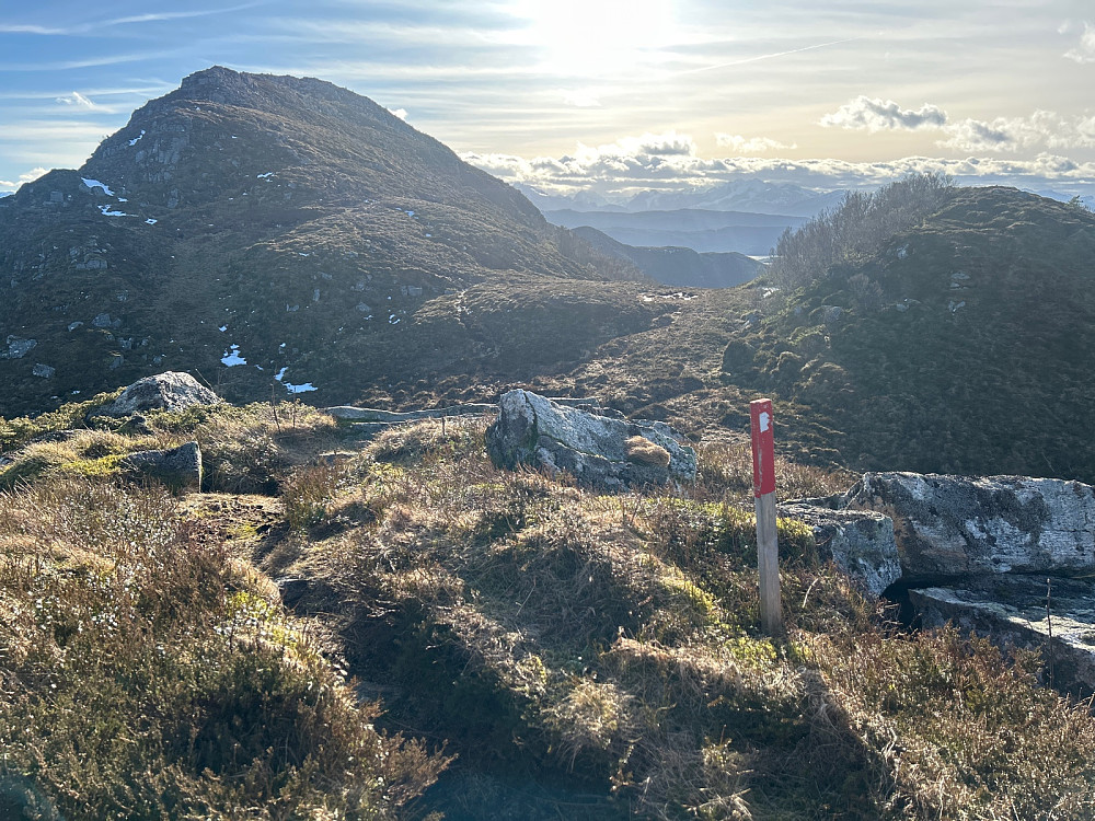 Her er jeg på Håvikhornet Nord - 422 moh. Håvikhornet er til venstre.