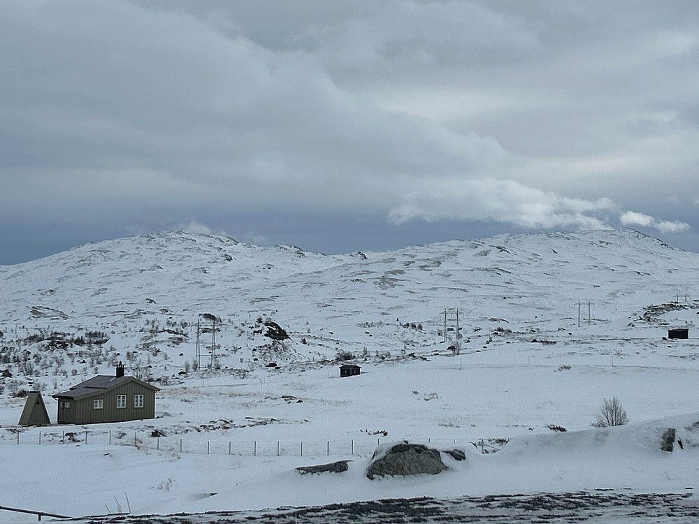 Tilbakeblikk mot Systerskardfjellet tror jeg det må være.