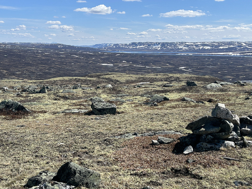 Gaustatoppen i venstre kant av bildet sett fra Heinberget.