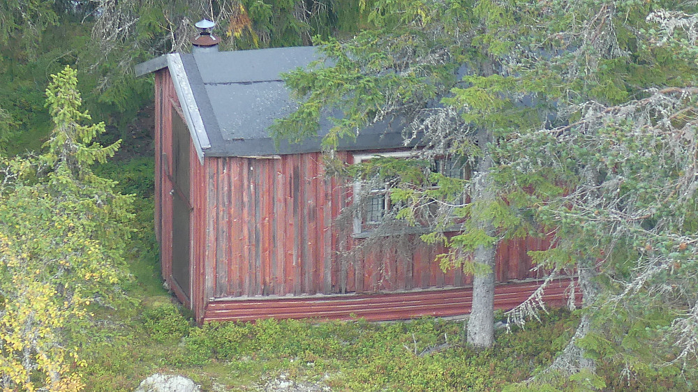 Denne hytta ligger ved Heggedalstjønna