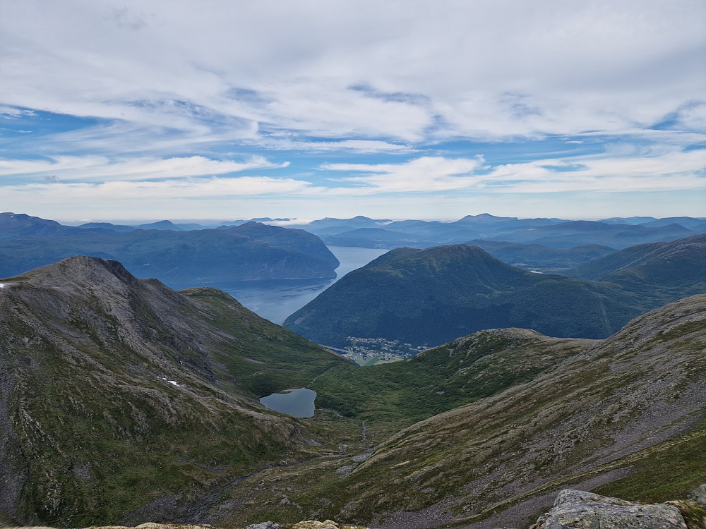Stordal, og Storfjorden