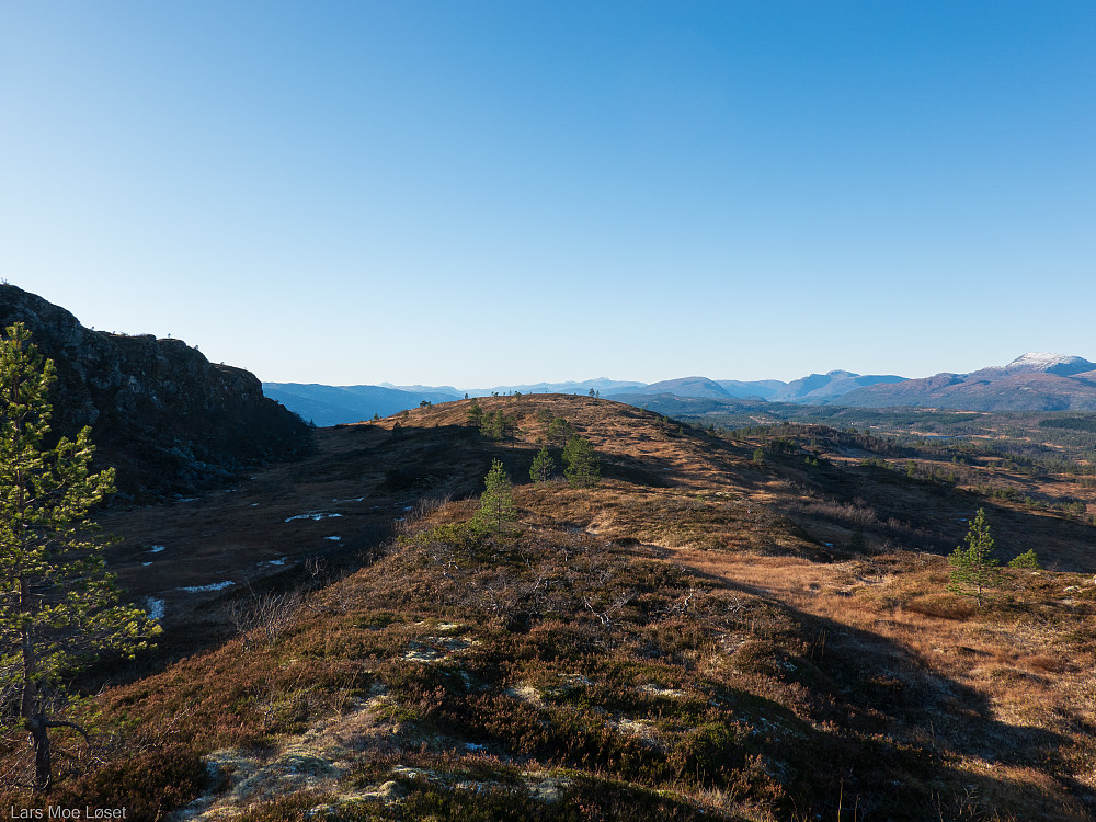 Skittenkleivknobben, som ligger rett bak Telstadfjellet, måtte få et besøk.
