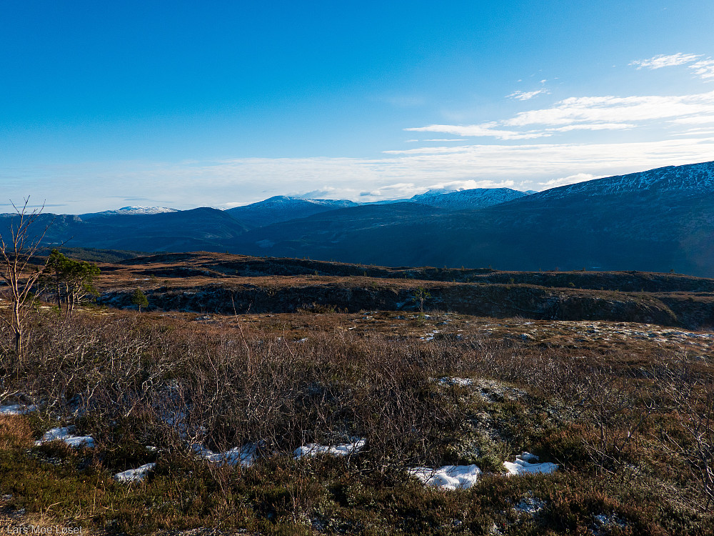 Nedover mot Hommelstadfjellet fra Telstadfjellet.
