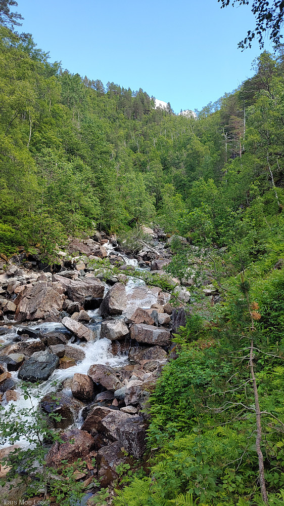 Ruta gikk opp Styggdalsrabben, etter å ha krysset Fauskåa i "Styggdalen".