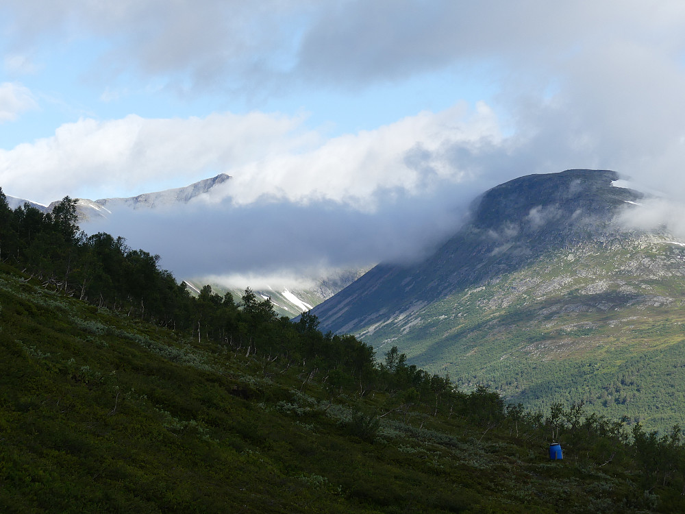 Mot Gjevilvasskammen.