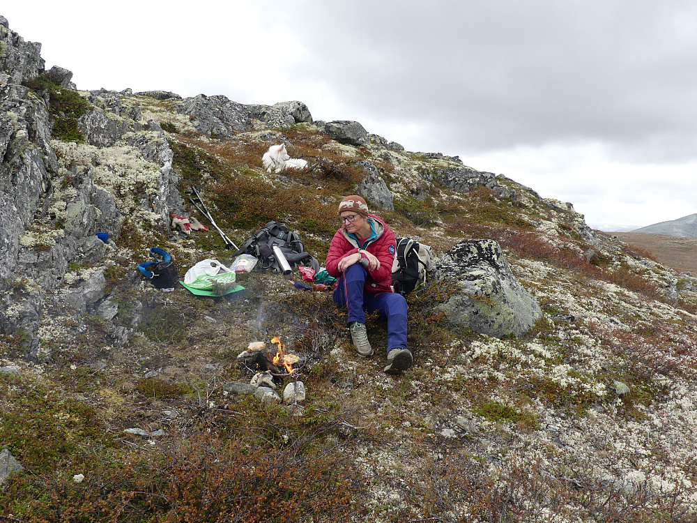 Bålstudier på Knausan.
