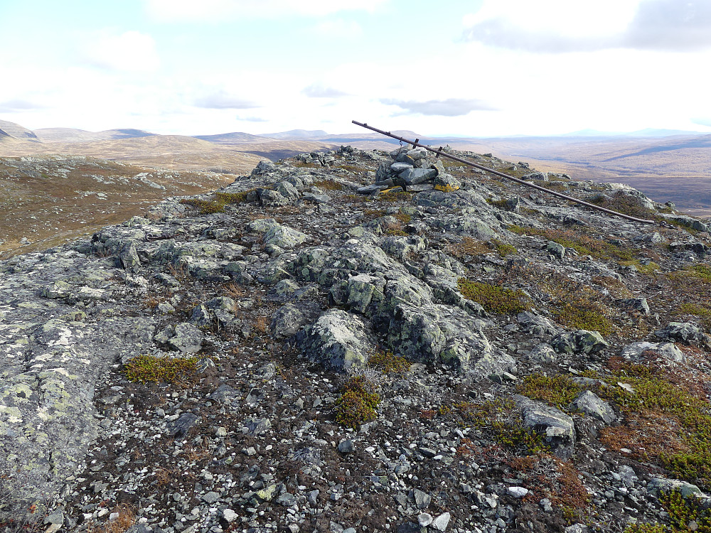 Høyeste punkt på Haftorstöten ligger (desverre) inne på svensk side. Ca. 20 m fra grensa.