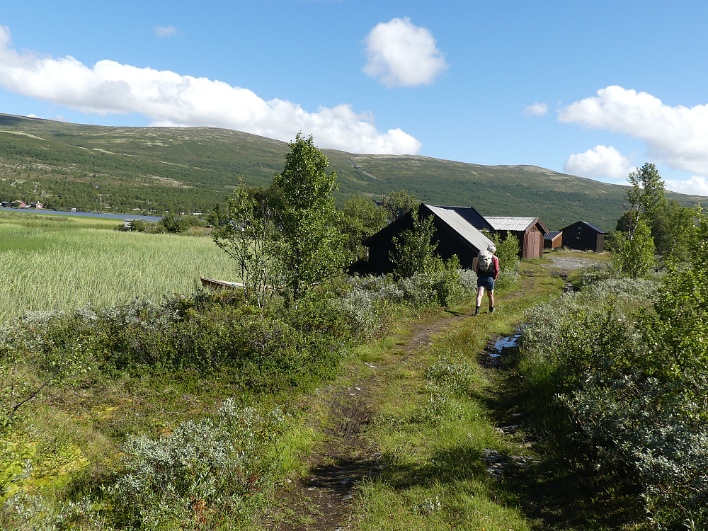 Ut fra hytta med kurs mot høyfjellet.