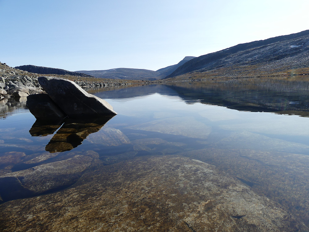 Vindstille i Gruggeskardet.