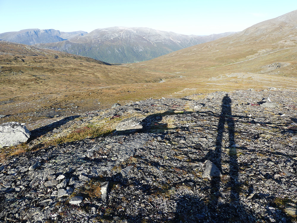 Nå gjenstår det bare 7 km med unnabakke før jeg er nede ved bilen igjen.