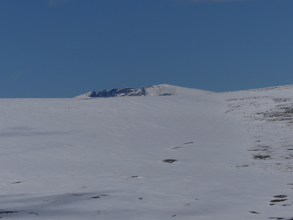 På toppen av Vestre Gråhøe dukker et kjent fjell opp!