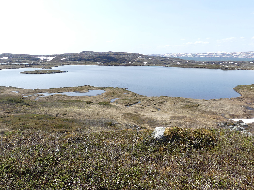 Jeg har passert Fisklaustjønna og nærmer meg toppen.