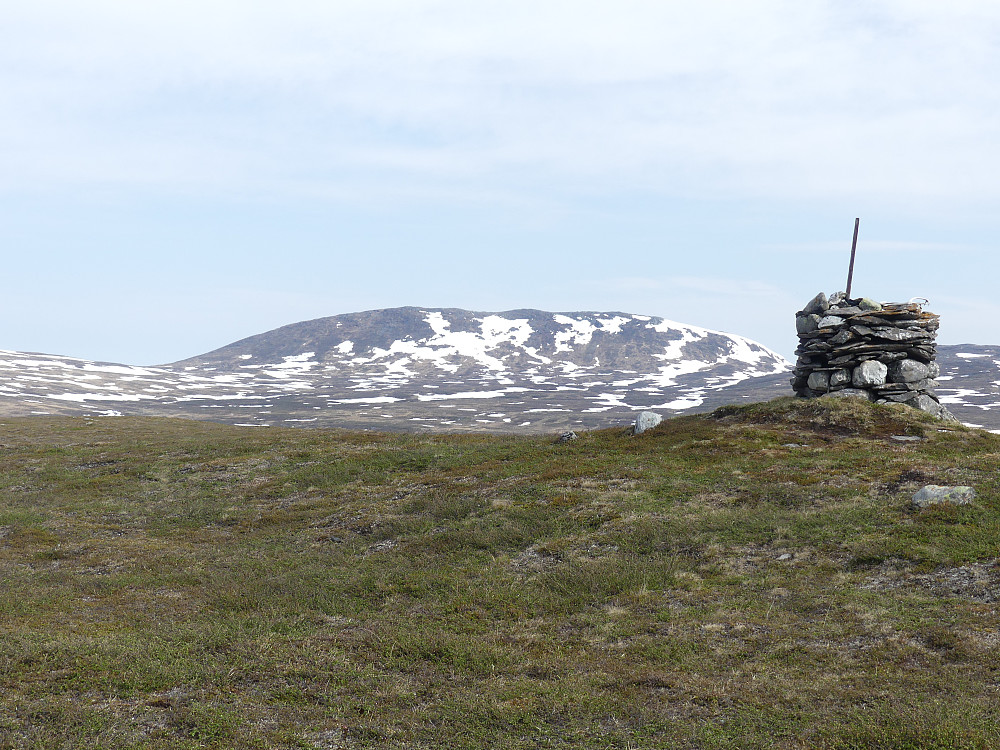 På toppen av Grønhøgda med fin utsikt til Storskarven.