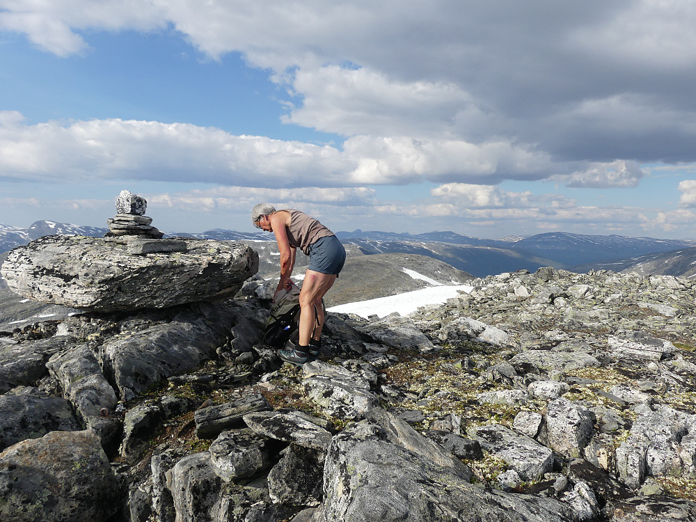 Det blir en liten matstopp på returen over Øst for Raudnova.