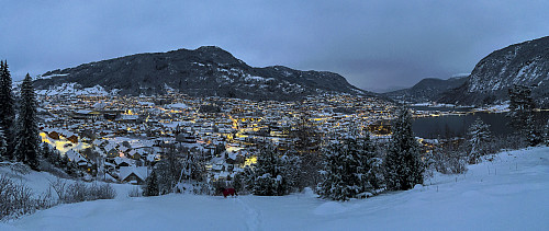 På vei ned fra Stedjeåsen