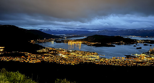 Ulsteinvik sett fra Høgskjerva