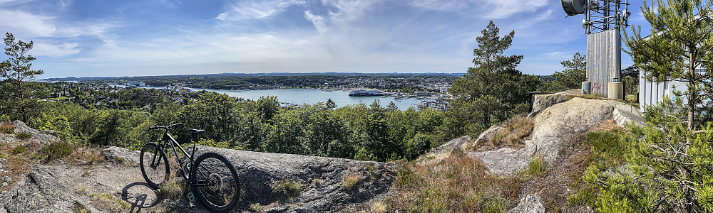 På Fjellvikåsen