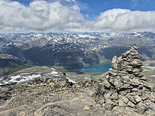 Utsikt frå Nørdre Svartdalspiggen