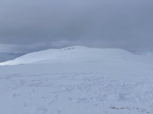 Image #11: View from Mount Høgenibba [1192 m.a.m.s.l.] towards Mount Gjugra [1294 m.a.m.s.l.].