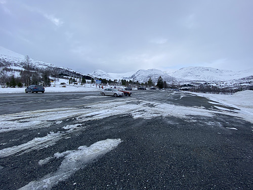 Image #12: Back down at the parking lot by the skiing centre.